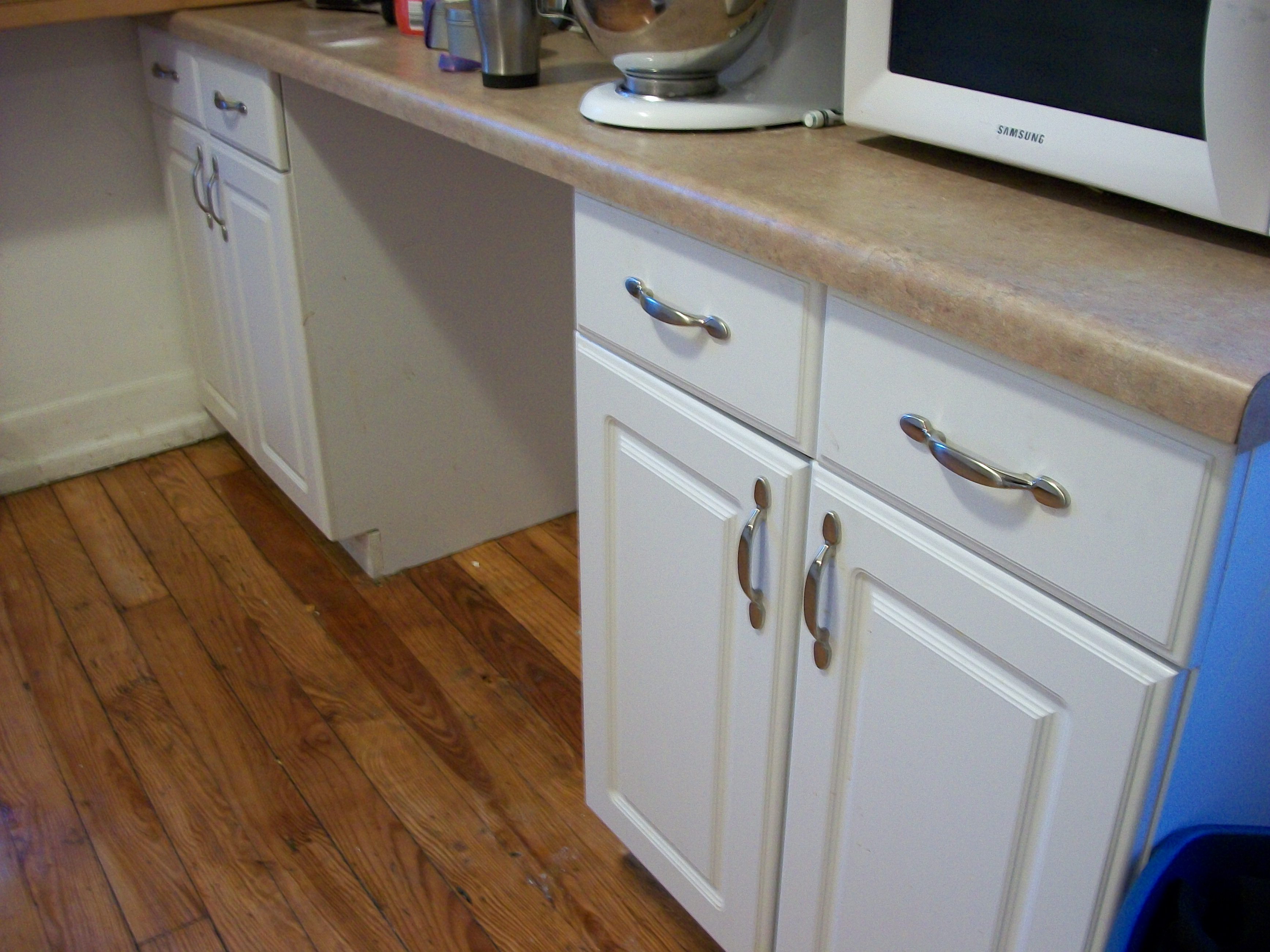 how to paint kitchen cabinet