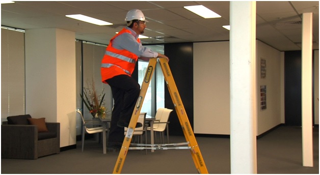 safe use of step ladders