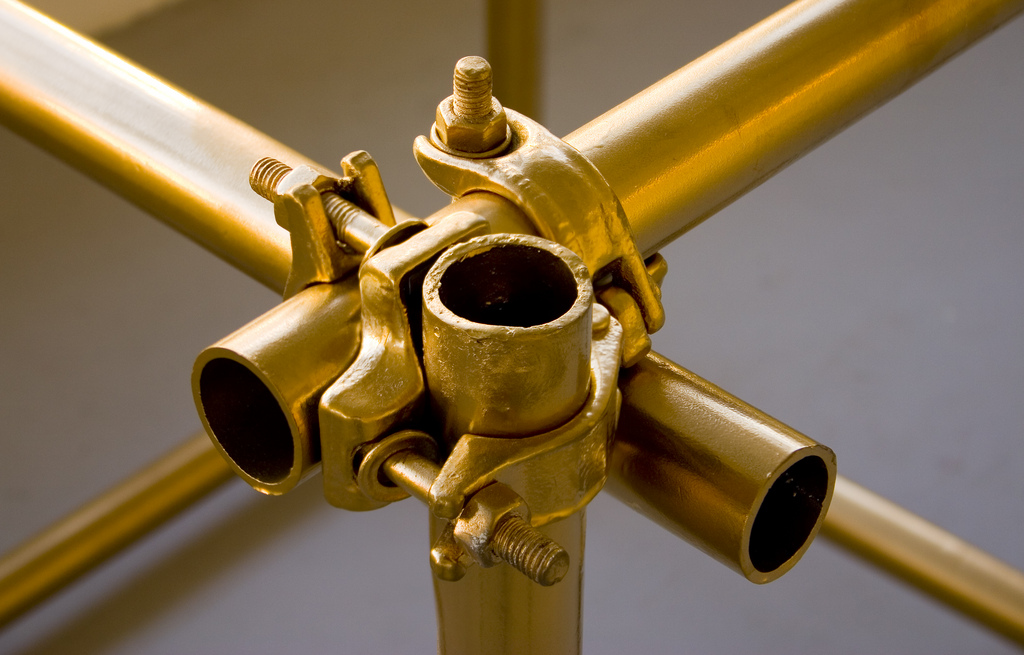 When we should use scaffolds instead of ladders